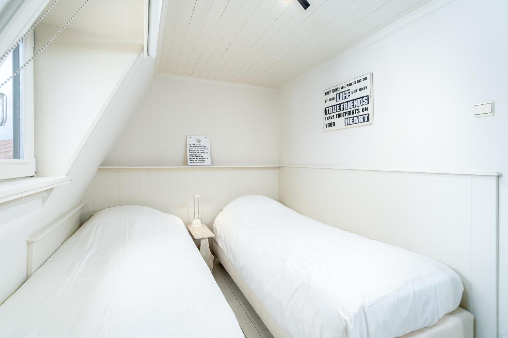 Caprino Guesthouse 克诺克－海斯特 外观 照片